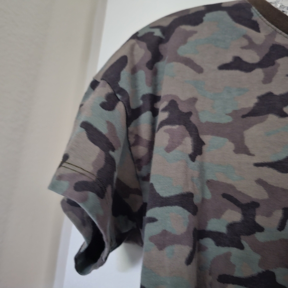 Cute comfy women's camo tshirt dress...M - Picture 2 of 4